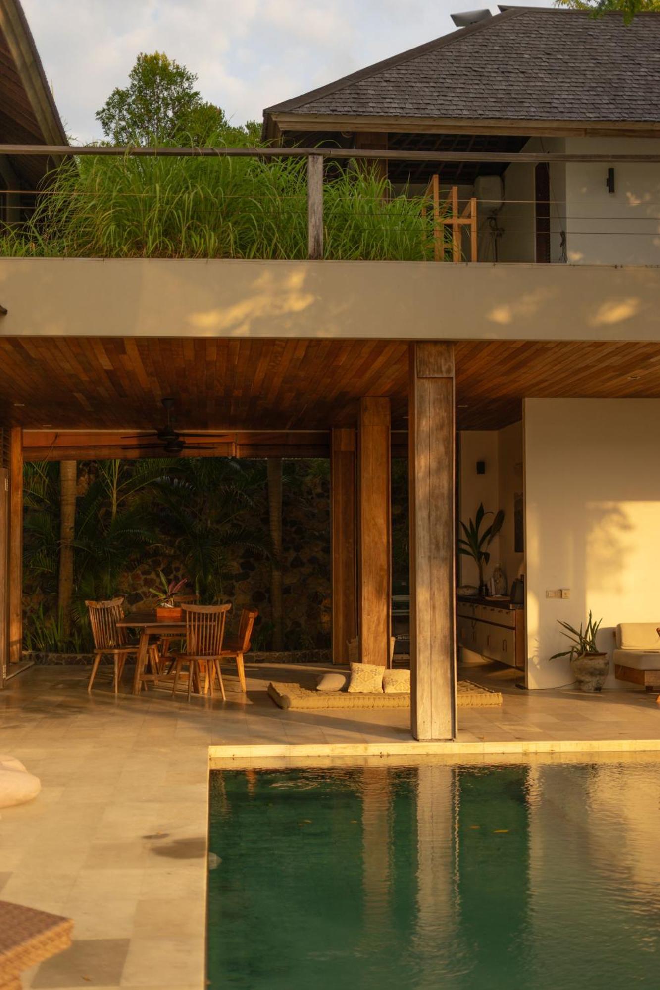 Villa Sorgas Kuta  ภายนอก รูปภาพ