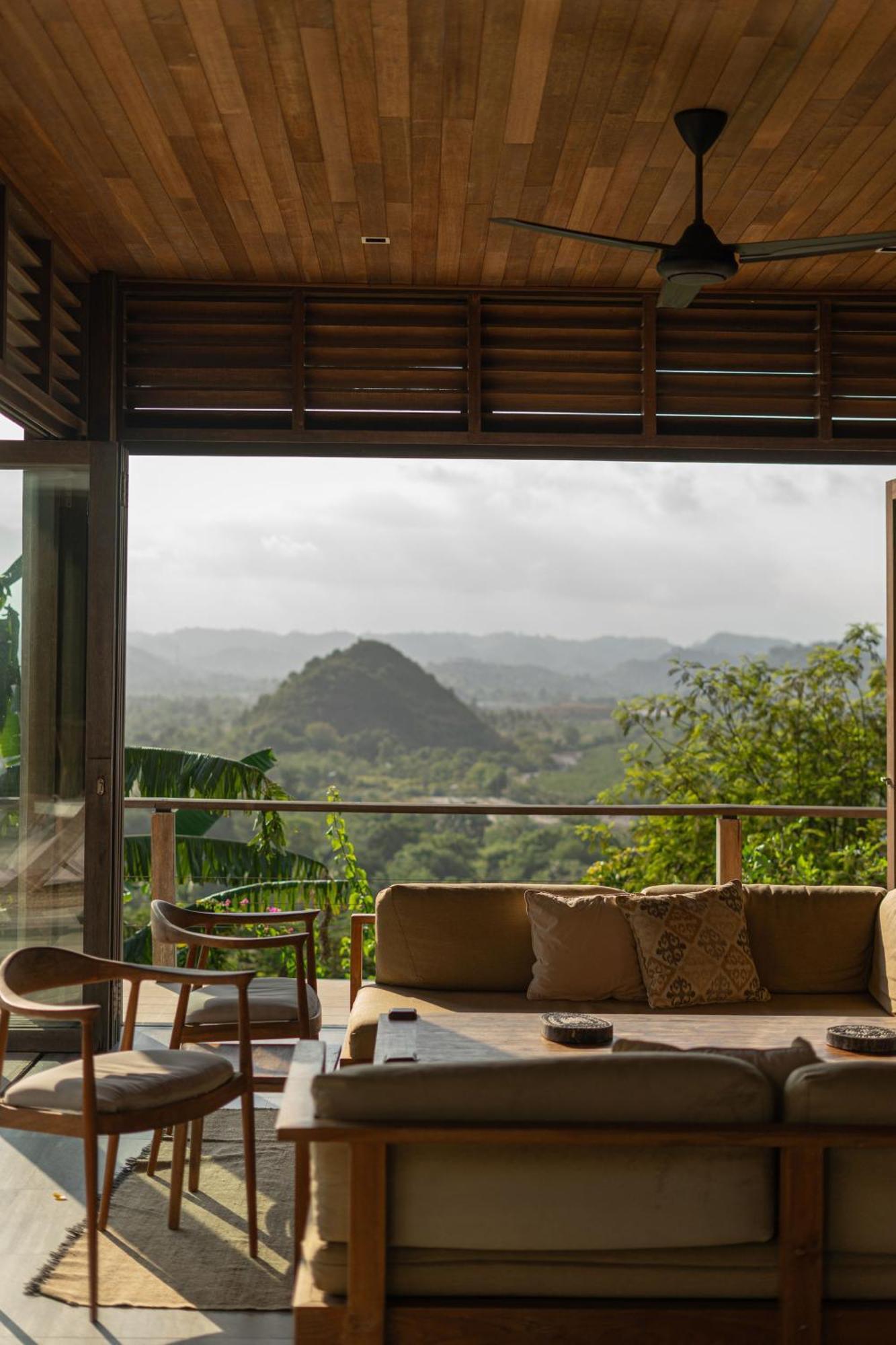 Villa Sorgas Kuta  ภายนอก รูปภาพ