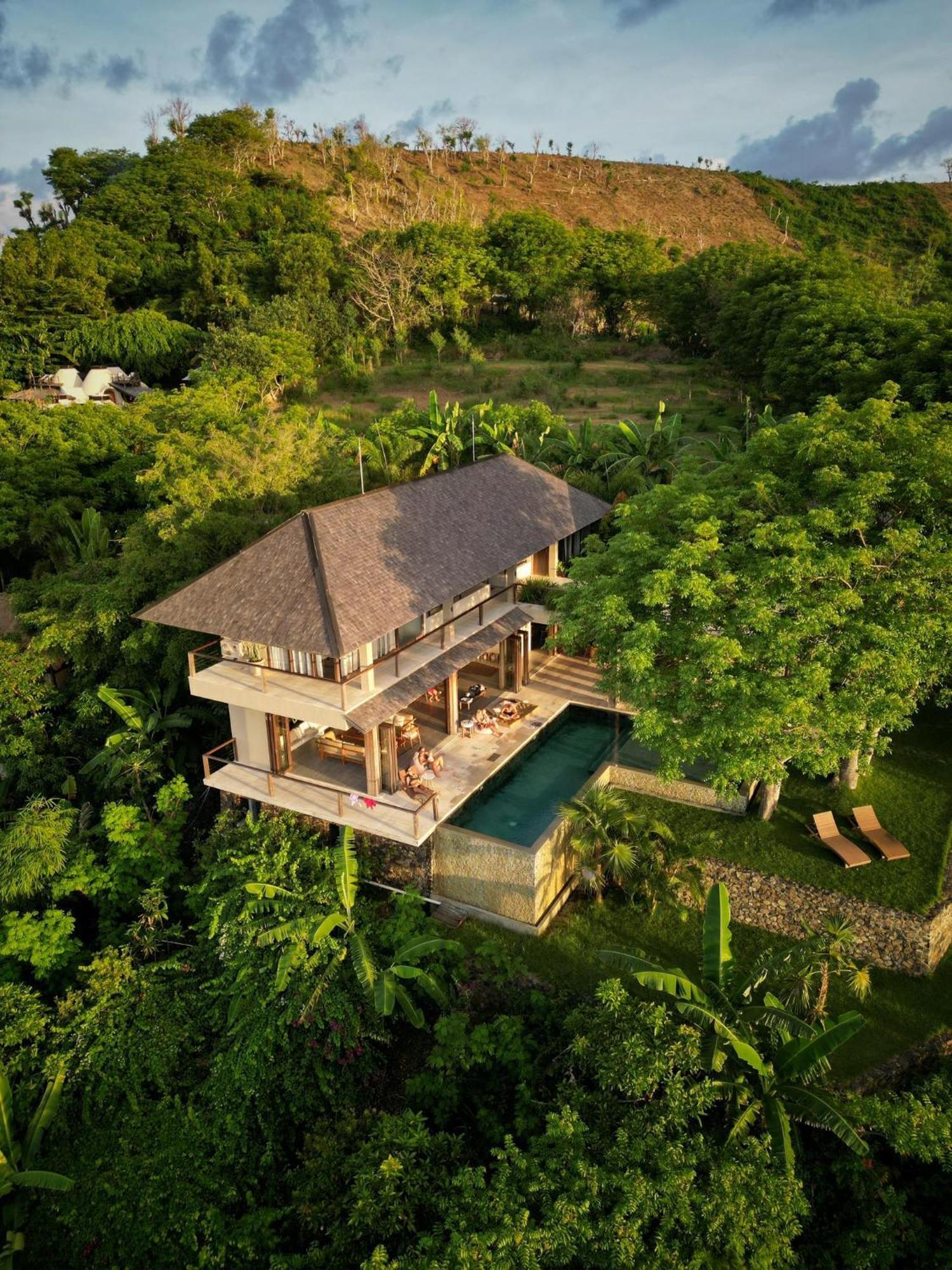 Villa Sorgas Kuta  ภายนอก รูปภาพ